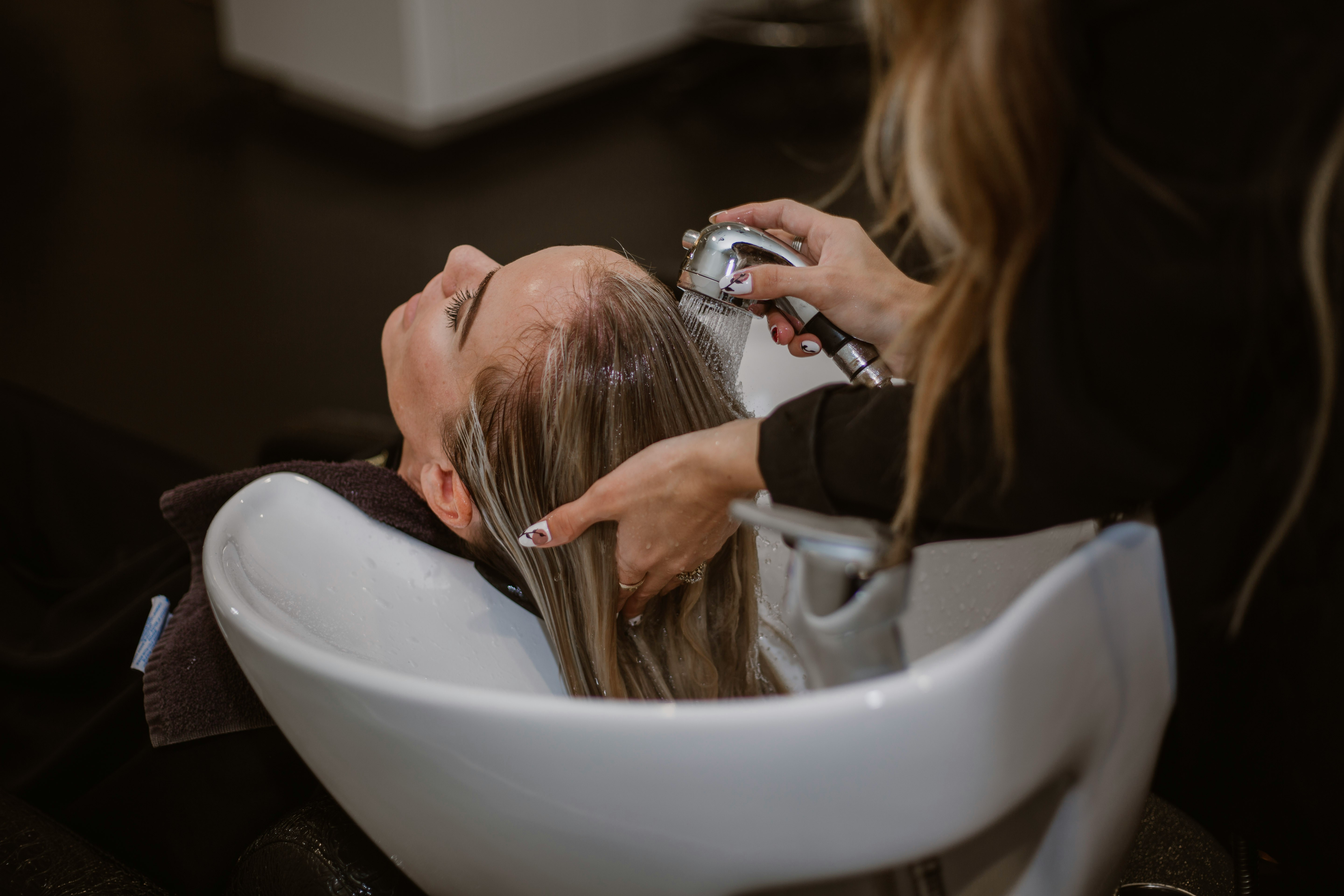 Hair washing service
